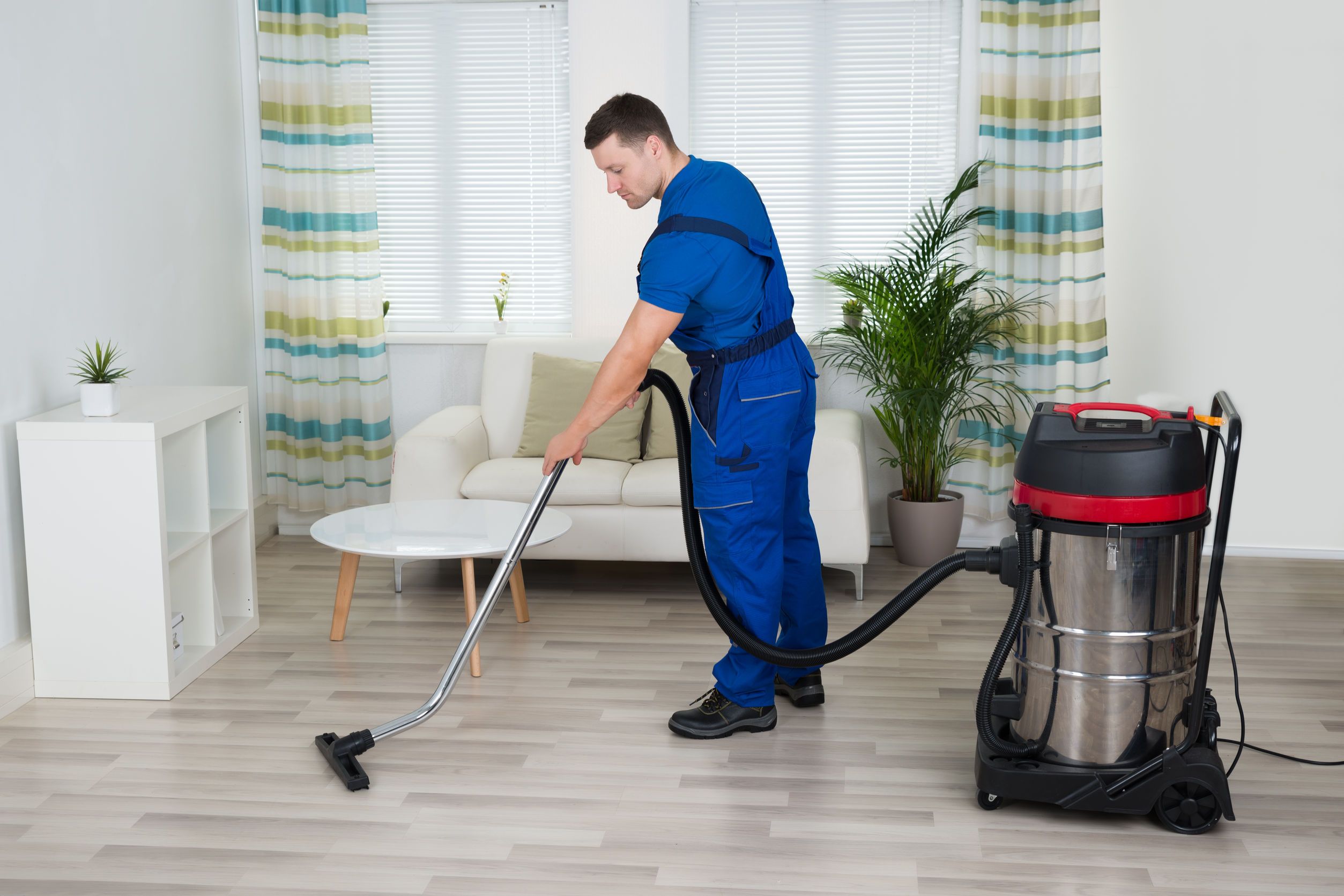 Vacuuming & Mopping Cleaning Services